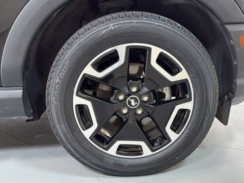Used 2023 Ford Bronco Sport Outer Banks w/ Tech Package AWD/4WD image 25