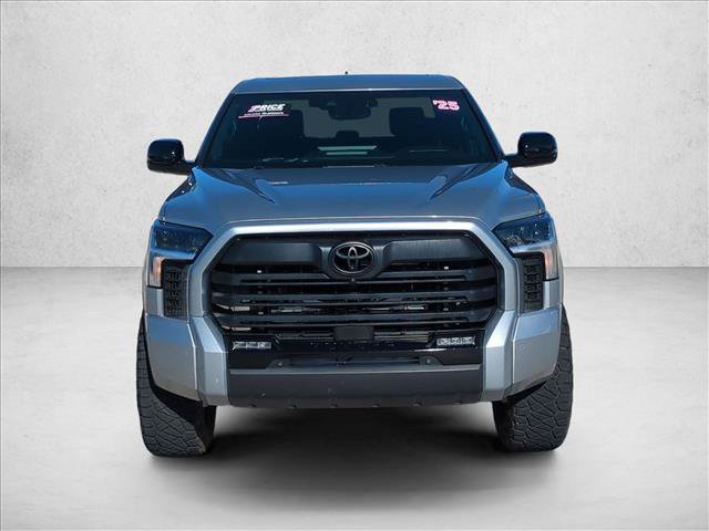 Used 2025 Toyota Tundra Limited AWD/4WD image 2