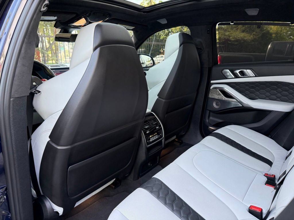 Used 2021 BMW X6 M w/ Executive Package AWD/4WD image 27
