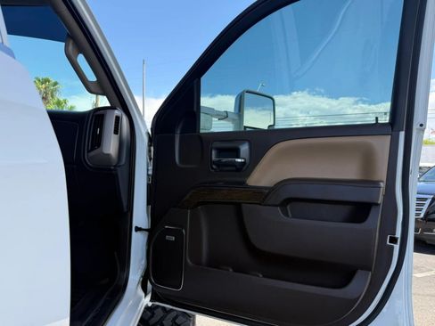 Used 2017 GMC Sierra 3500 Denali w/ Duramax Plus Package AWD/4WD image 35