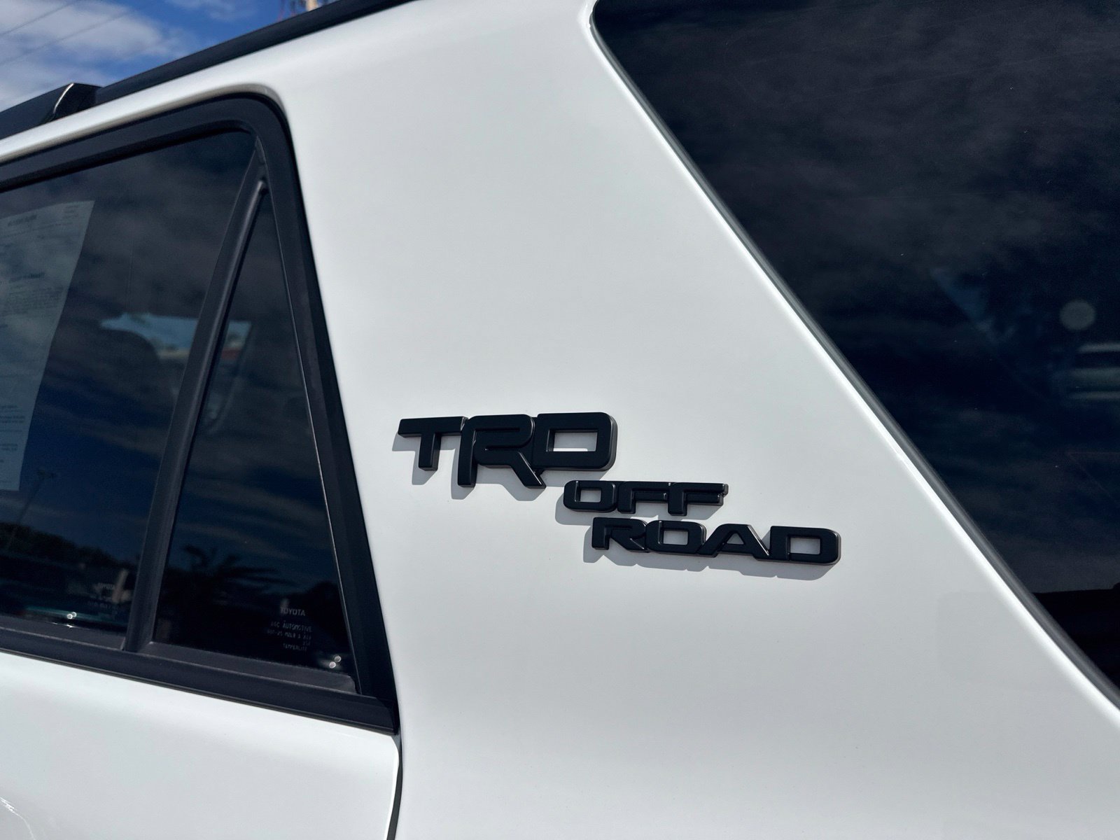 Used 2022 Toyota 4Runner TRD Off-Road Premium AWD/4WD image 23