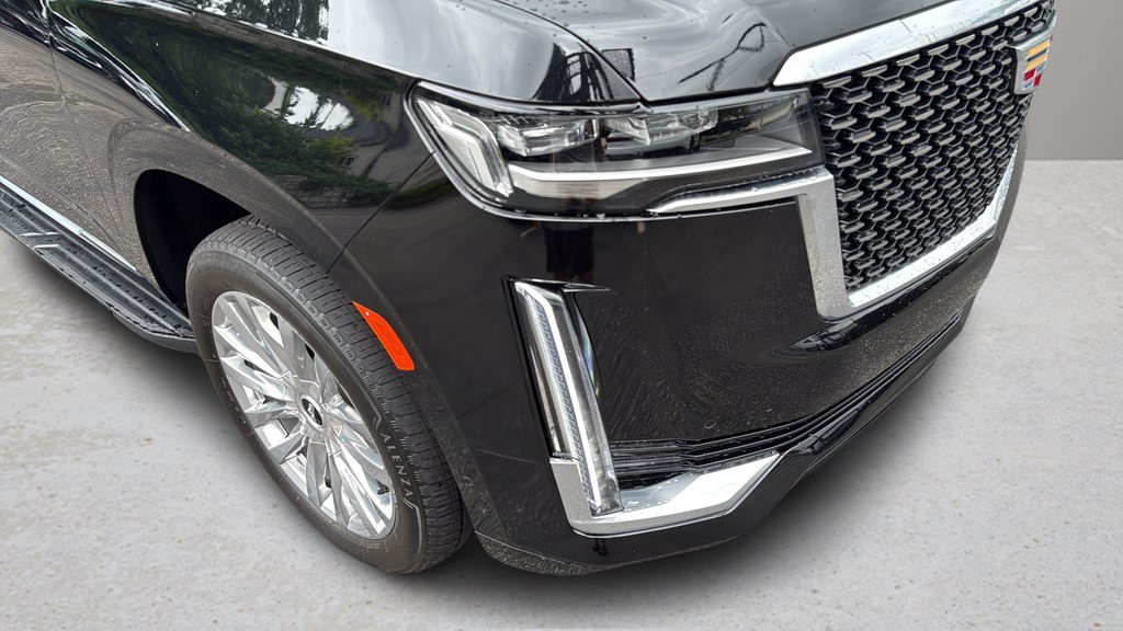 Certified 2024 Cadillac Escalade ESV Premium Luxury w/ LPO, Floor Liner Package AWD/4WD image 21