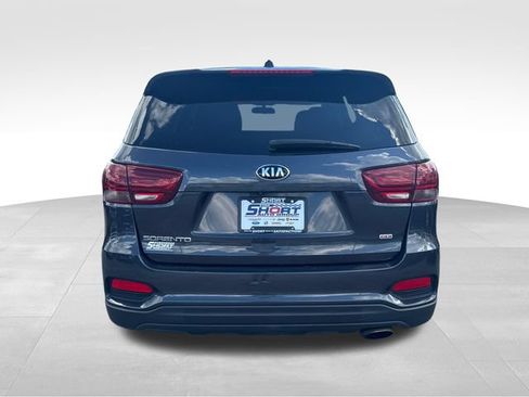 Used 2019 Kia Sorento FWD image 6