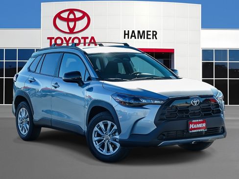 New 2026 Toyota Corolla Cross LE FWD image 1