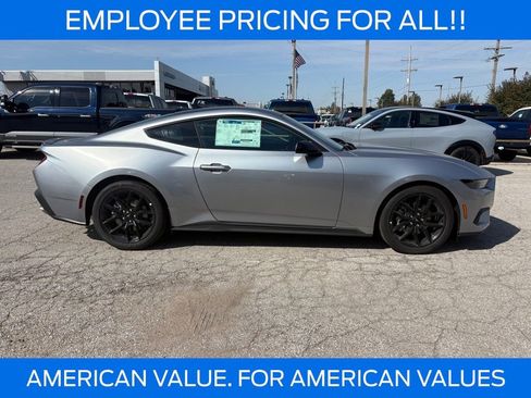 New 2025 Ford Mustang Coupe RWD image 4