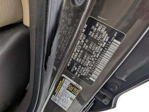 Used 2011 Hyundai Santa Fe GLS image 25