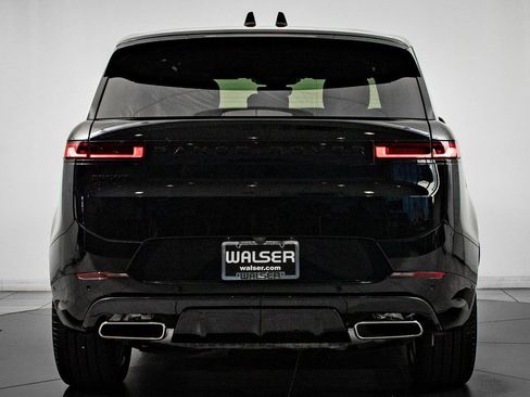 Used 2025 Land Rover Range Rover Sport Dynamic SE image 10