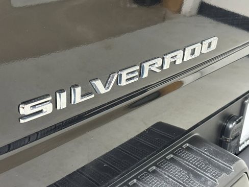 Used 2021 Chevrolet Silverado 1500 RST w/ Bed Protection Package image 33