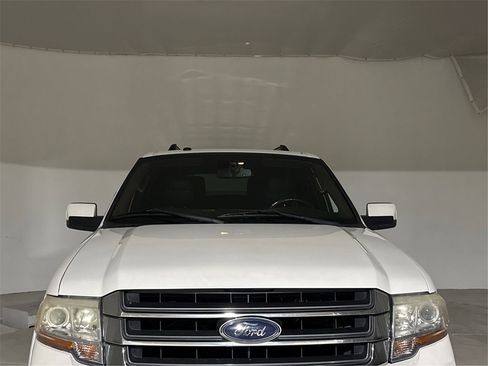 Used 2017 Ford Expedition EL Limited w/ Equipment Group 301A image 20