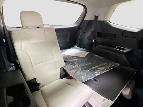 New 2025 Kia Telluride S image 30