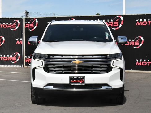 Used 2022 Chevrolet Suburban Premier RWD image 2