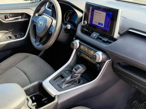 Used 2023 Toyota RAV4 XLE w/ Convenience Package FWD image 7