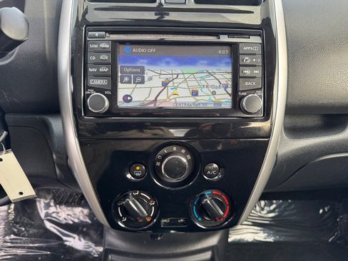 Used 2015 Nissan Versa Note SR w/ SR Tech Package image 37