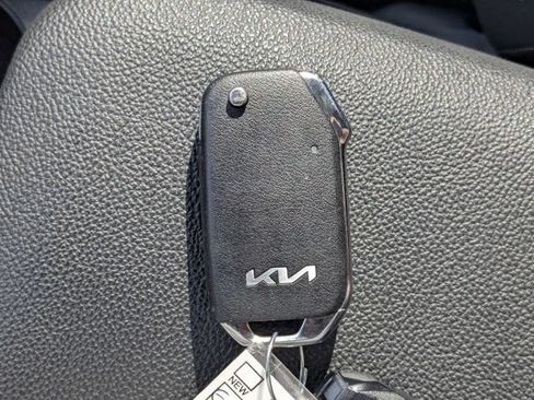 Used 2024 Kia Forte LXS FWD image 28