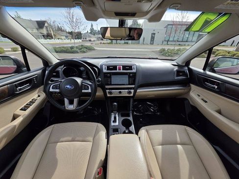 Used 2017 Subaru Outback 3.6R Limited image 13