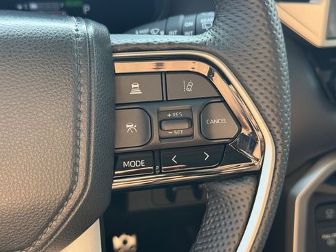 Used 2024 Toyota Sequoia Limited image 17