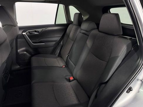 Used 2024 Toyota RAV4 XLE w/ Convenience Package FWD image 16