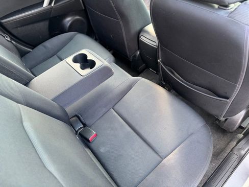 Used 2010 MAZDA MAZDA3 s Sport FWD image 18