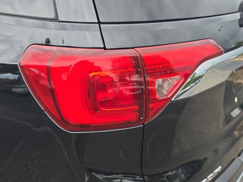 Used 2017 GMC Acadia Denali w/ Technology Package FWD image 35