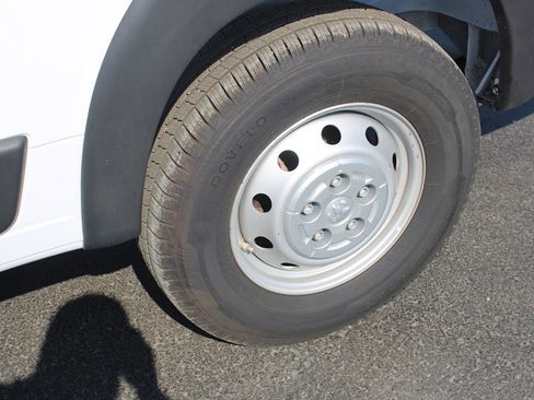 Used 2023 RAM ProMaster 2500 w/ Premium Convenience Group (B) image 35