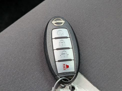 Certified 2023 Nissan Frontier SV w/ SV Convenience Package image 28