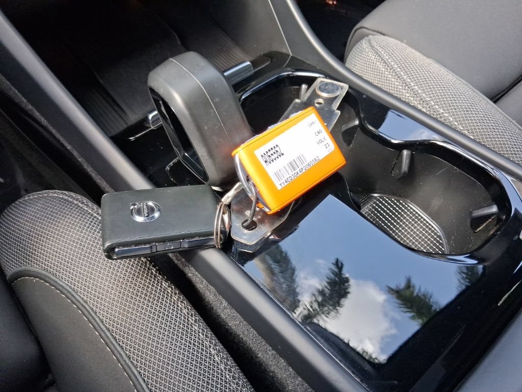 Used 2023 Volvo C40 Recharge Core AWD/4WD image 24