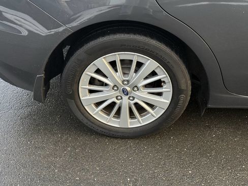 Used 2018 Subaru Impreza 2.0i Premium image 40