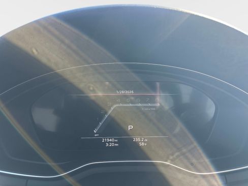 Used 2023 Audi A4 2.0T Premium Plus w/ Premium Plus Package image 11