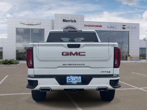 Used 2025 GMC Sierra 1500 AT4 AWD/4WD image 7