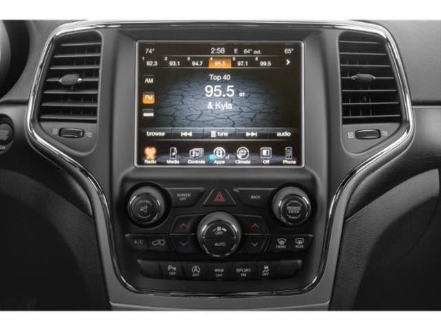 Used 2018 Jeep Grand Cherokee Laredo AWD/4WD image 10