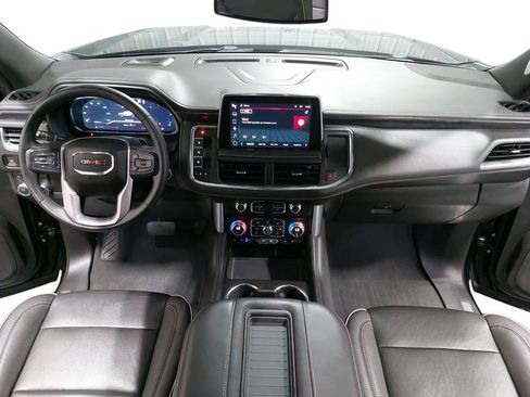 Used 2023 GMC Yukon SLT image 9