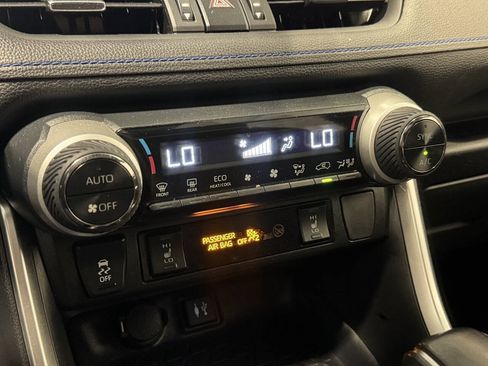 Used 2019 Toyota RAV4 XSE AWD/4WD image 36