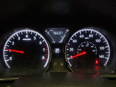 Used 2019 Nissan Versa SV image 23