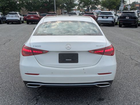 Used 2023 Mercedes-Benz C 300 4MATIC Sedan w/ Exclusive Trim Package image 7