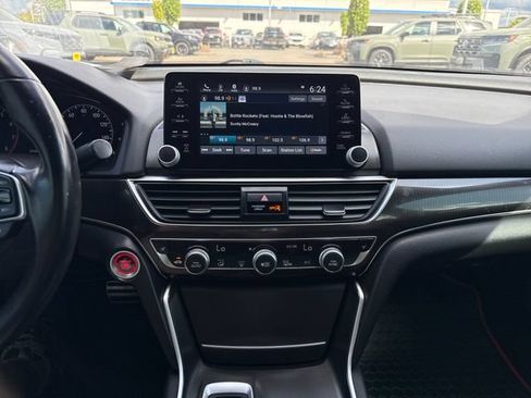Used 2021 Honda Accord Sport image 20