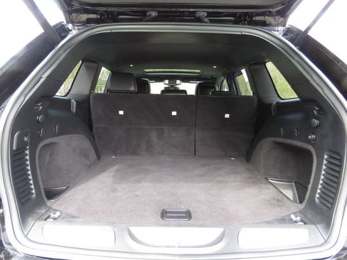 Used 2019 Jeep Grand Cherokee Limited AWD/4WD image 17