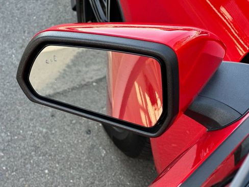 Used 2025 Ford Mustang Coupe RWD image 34