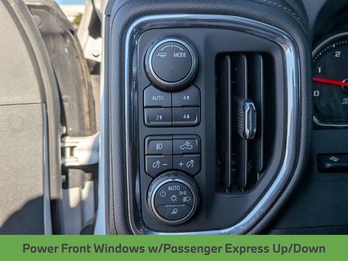 Used 2023 Chevrolet Silverado 2500 High Country w/ Technology Package AWD/4WD image 19
