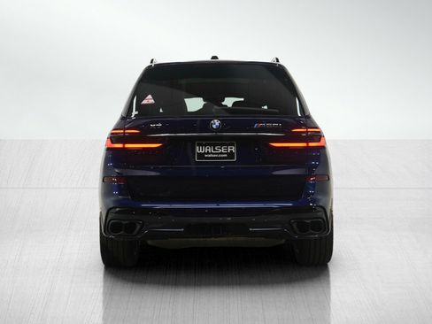 Used 2024 BMW X7 M60i w/ Climate Comfort Package image 6