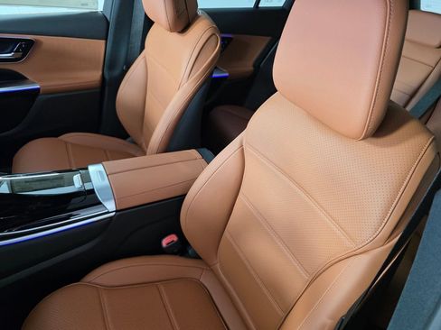 New 2027 Mercedes-Benz GLC 300 image 8