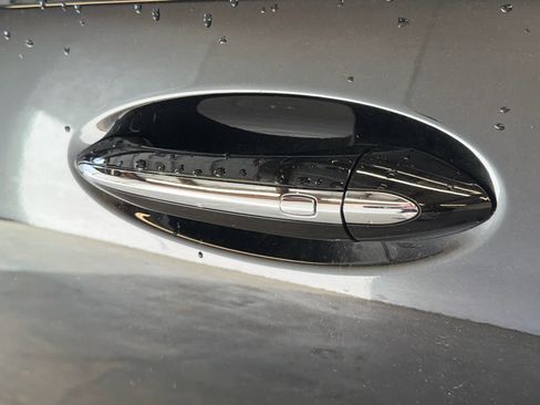 Certified 2024 Buick Encore GX Sport Touring image 12