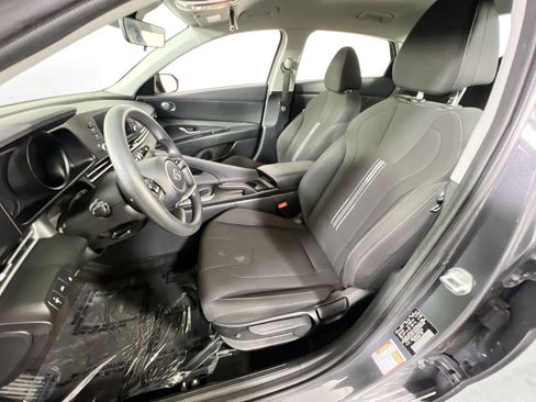Used 2023 Hyundai Elantra SEL FWD image 19