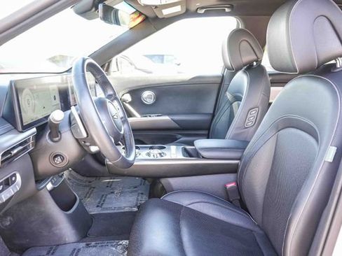 Used 2023 Genesis GV60 Advanced AWD/4WD image 19