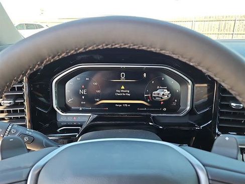 New 2026 GMC Sierra 1500 SLT image 15