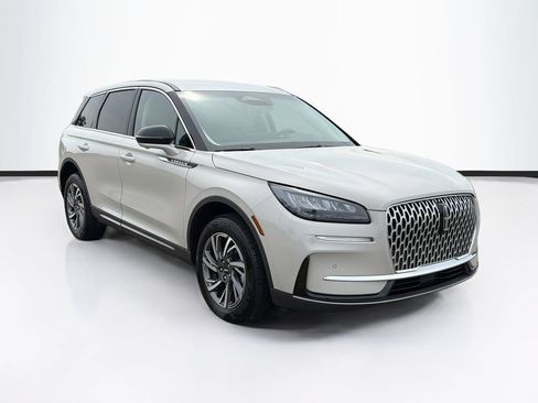 Used 2024 Lincoln Corsair AWD w/ Equipment Group 101A image 3