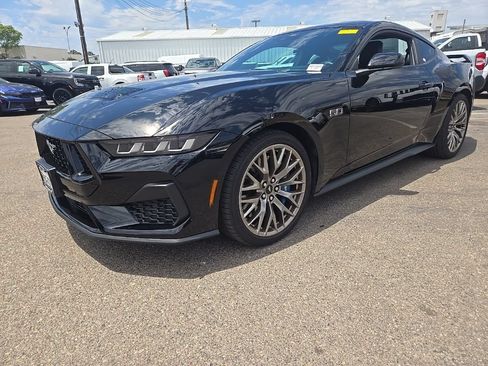 Used 2024 Ford Mustang GT Premium RWD image 4