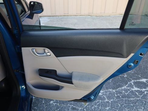 Used 2013 Honda Civic LX image 21