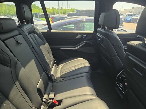 Used 2020 BMW X7 M50i w/ Dynamic Handling Package image 13