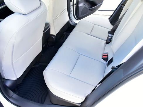 New 2026 Toyota Prius XLE image 10