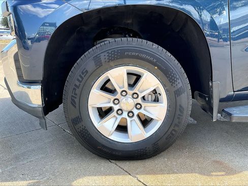 Used 2020 Chevrolet Silverado 1500 W/T w/ WT Safety Package AWD/4WD image 7